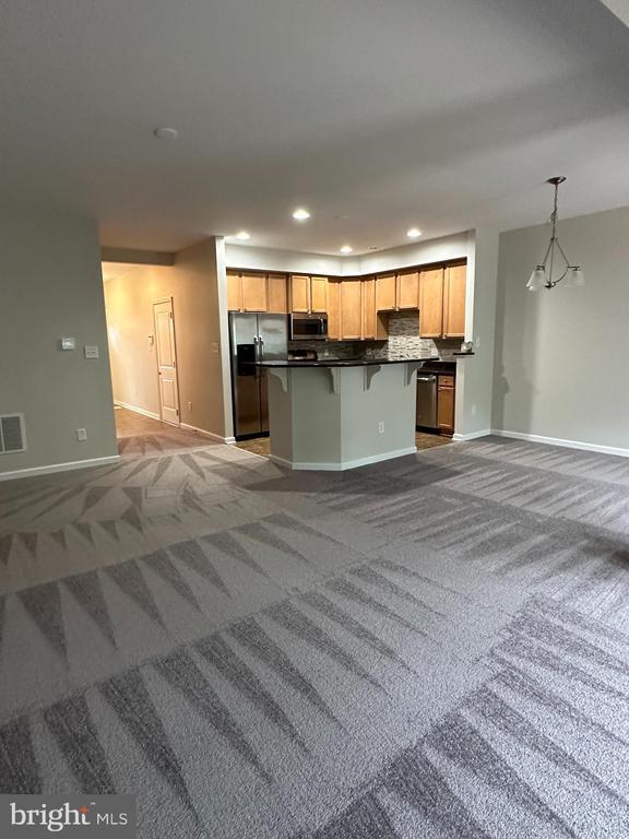 Building Photo - 2003 Exposition Dr