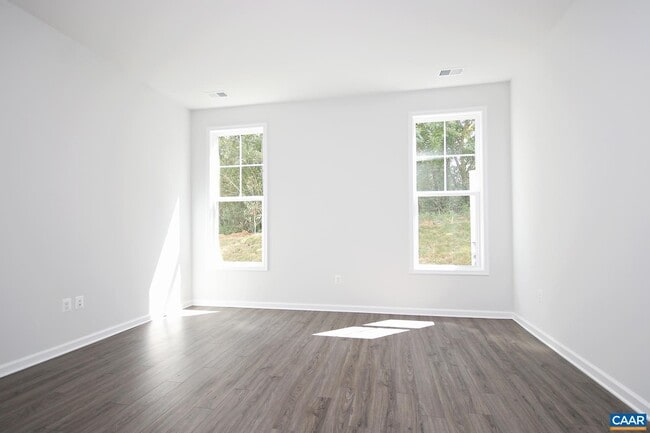 Building Photo - 3642 Moffat St