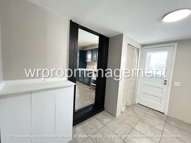 Building Photo - 4933 Statesville Dr