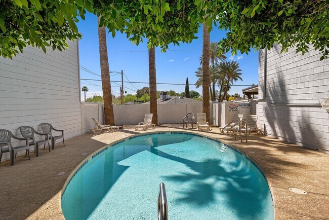 Building Photo - 385 W Pierson St