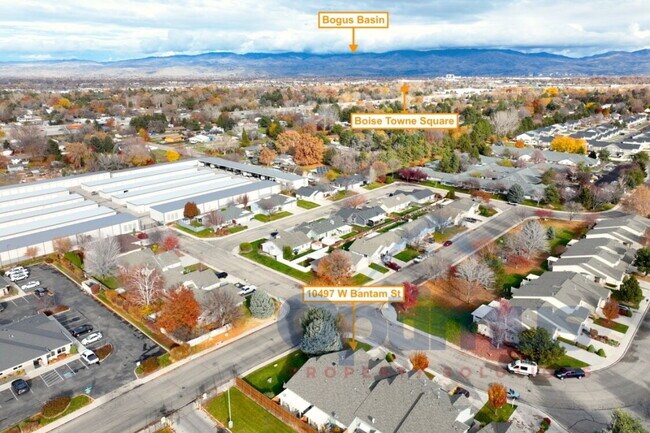 Building Photo - Charming & updated 2-bedroom, 2-bath home in one of Boise’s most convenient and sought-after loca...