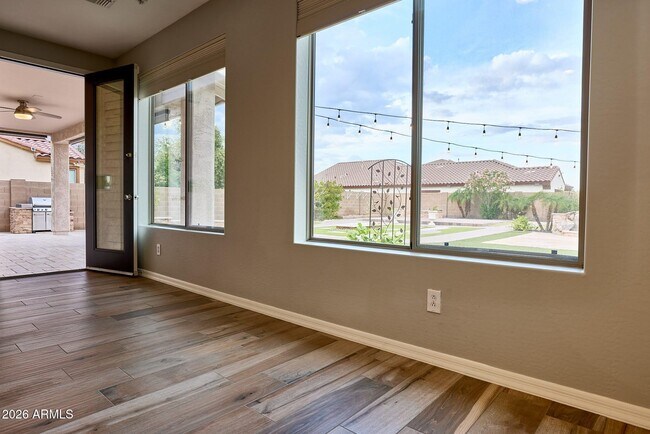 Building Photo - 1884 W Macaw Dr