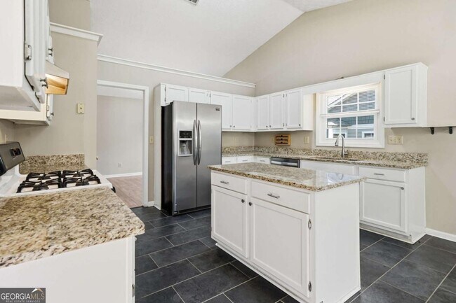 Building Photo - 3070 Bugle Dr