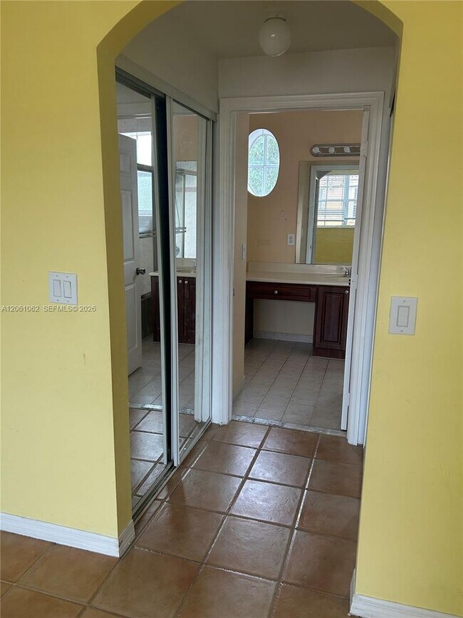 Building Photo - 8508 NW 141st Terrace