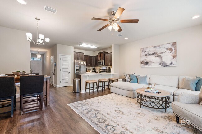 Building Photo - 6780 Spaniel Dr