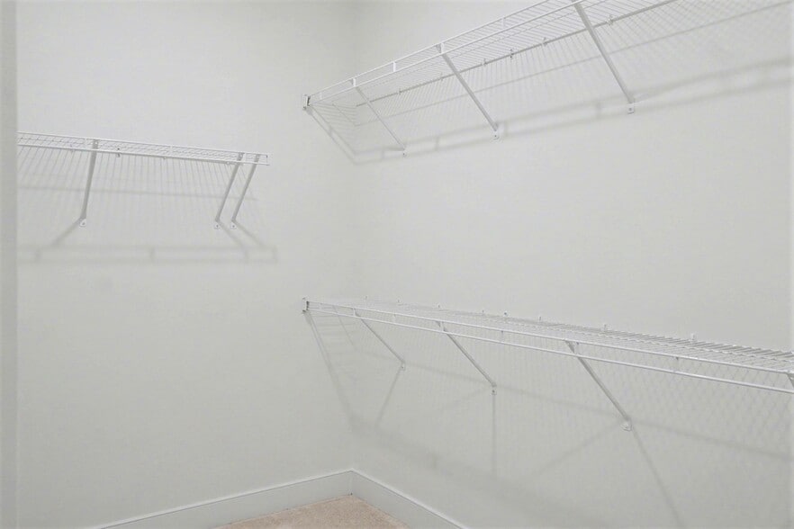 Building Photo - 20036 Coral Wind Ter