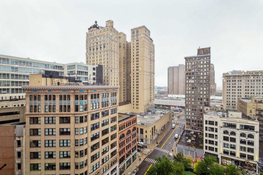 Building Photo - 1220 Griswold St
