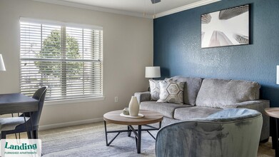 Building Photo - 210 Hillwood Blvd