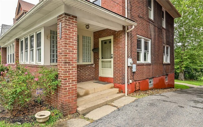 Building Photo - 1003 S Trenton Ave