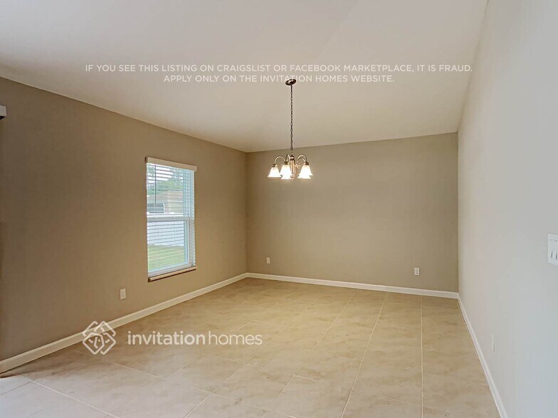 Building Photo - 601 NW Kingston St