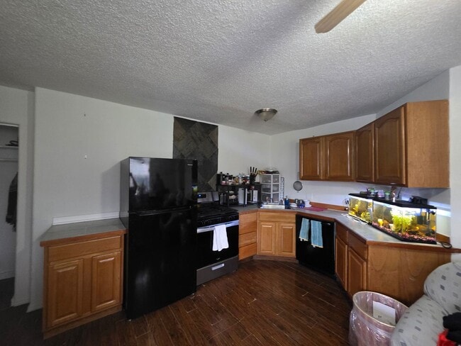 Building Photo - KENAI APARTMENT