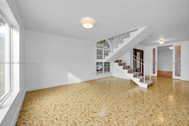 Building Photo - 1240 Ortega Ave