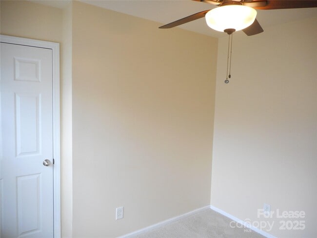 Building Photo - 14048 Singleleaf Lane