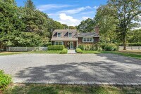 Building Photo - 44 Midhampton Ave