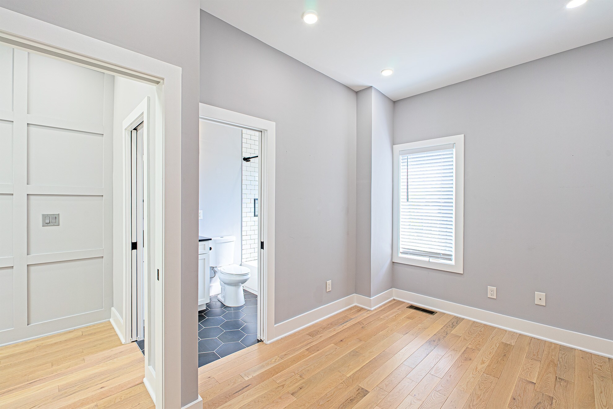 Building Photo - 1219 Wylie St NE