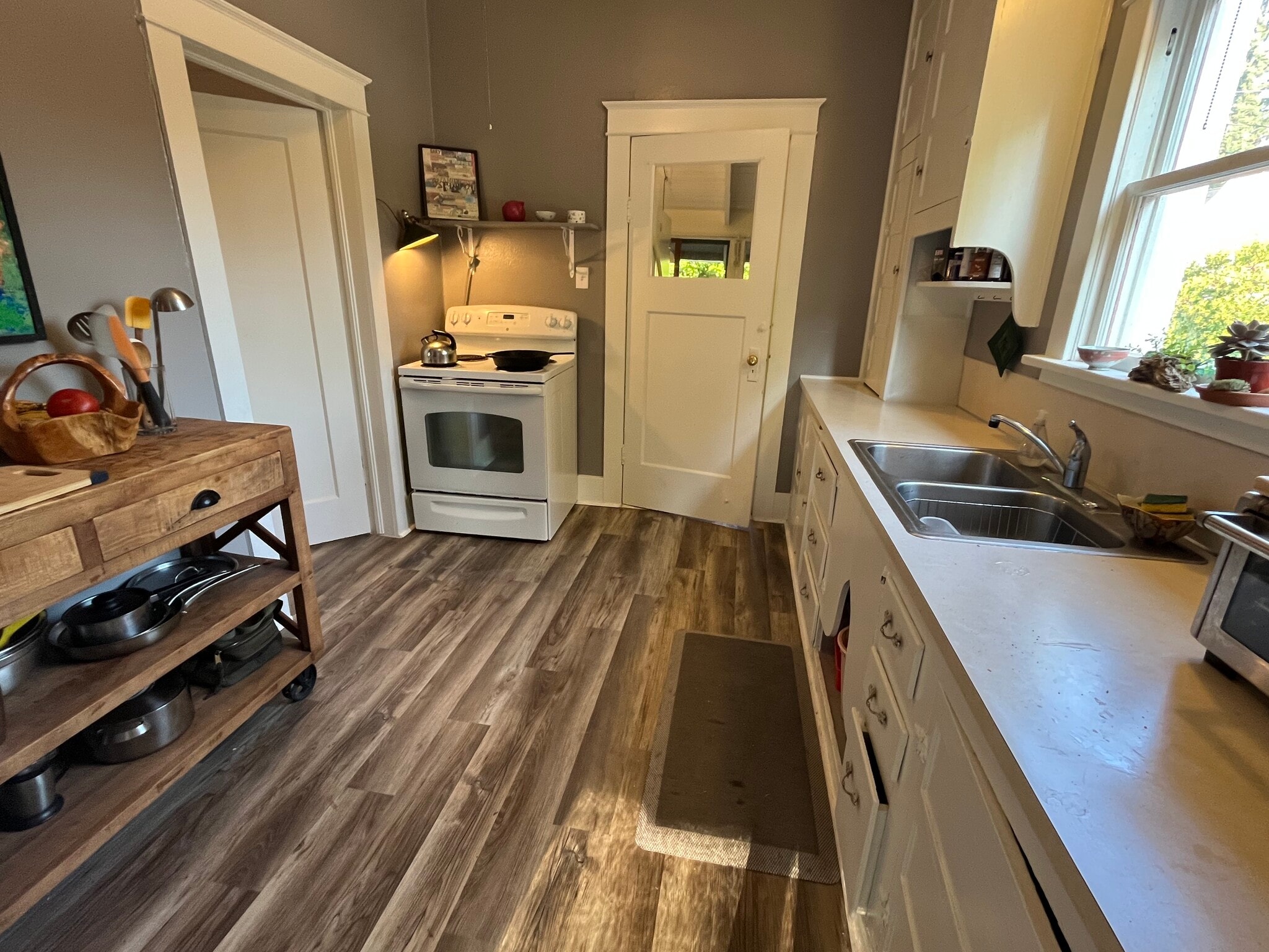 Kitchen - 428 NW 7th St