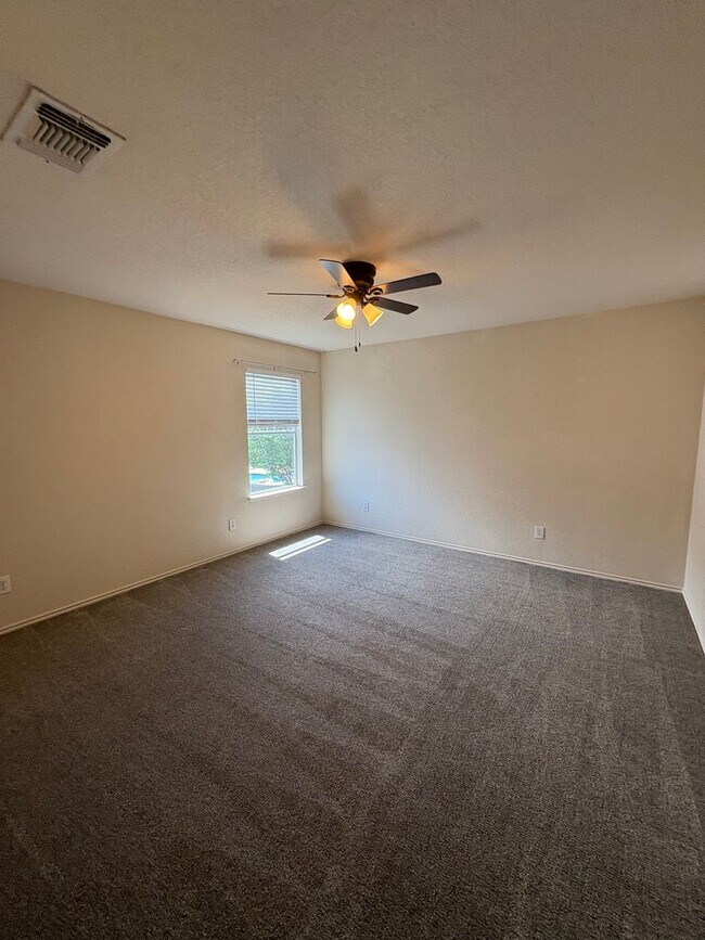 Building Photo - Beautiful home in Town Creek Village - Cibolo