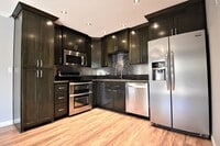 Building Photo - 5030 Greenberry Dr