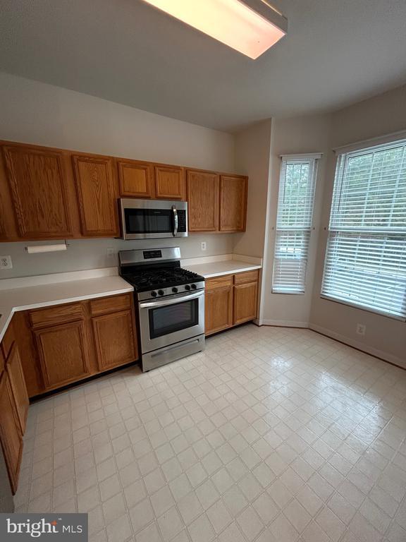 Building Photo - 46614 Drysdale Terrace