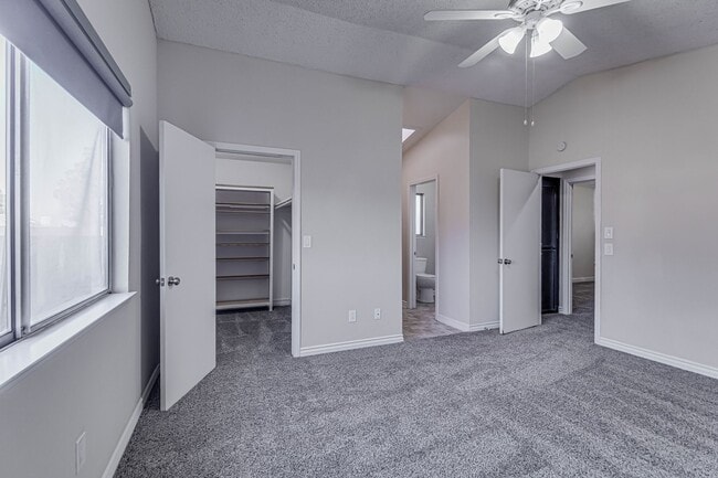 Building Photo - Gorgeous 2 Story Home Fully Upgraded – Move-In Ready!- 4 bedroom 3 bath