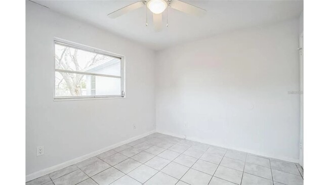 Building Photo - 1305 Estridge Dr