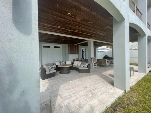 Building Photo - 10348 Gulf Blvd