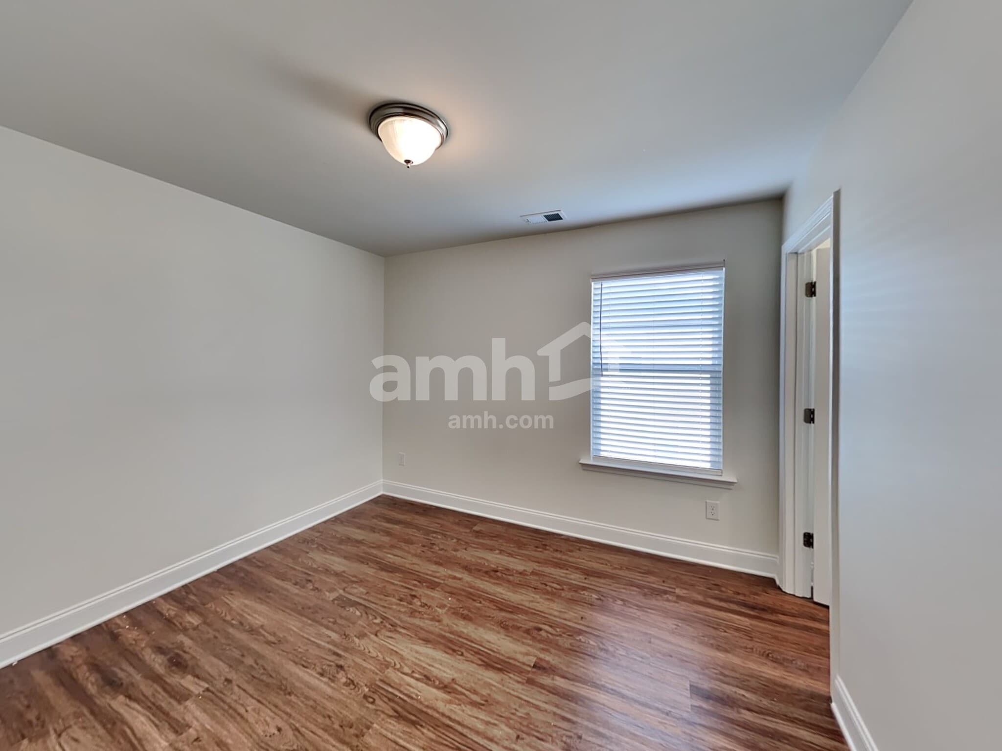 Building Photo - 413 Levon Ct