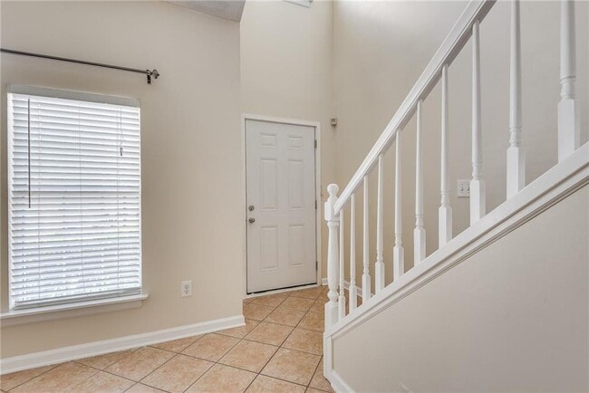 Building Photo - 3174 Benthollow Ln