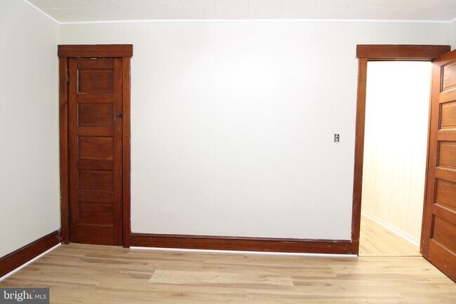 Building Photo - 42 Bismarck Ave