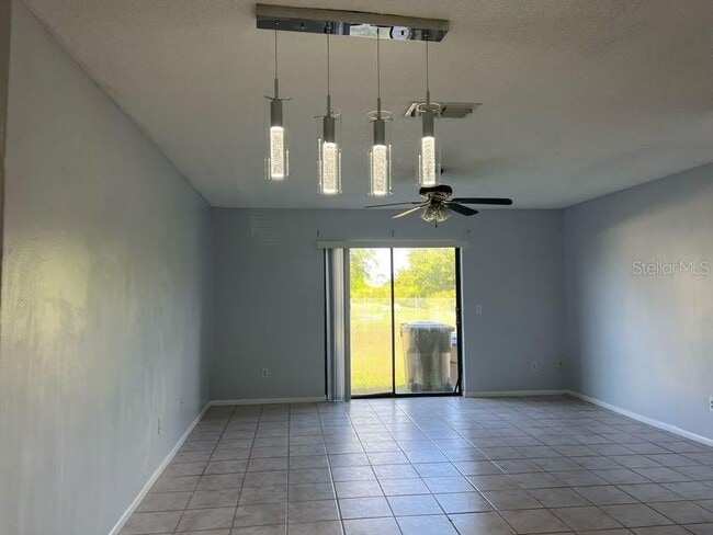 Building Photo - 207 Eden Ln