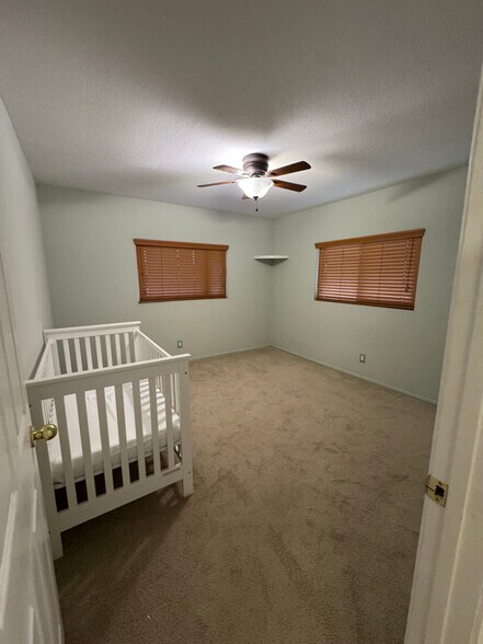 Building Photo - 17270 E Peach Tree Rd