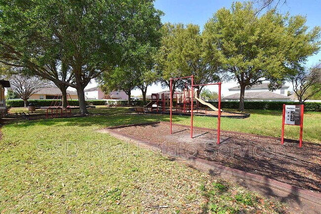 Building Photo - 1977 Wind Meadows Dr