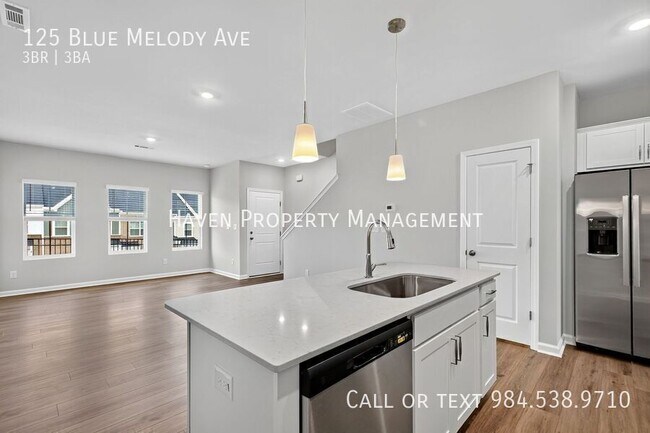 Building Photo - 125 Blue Melody Ave