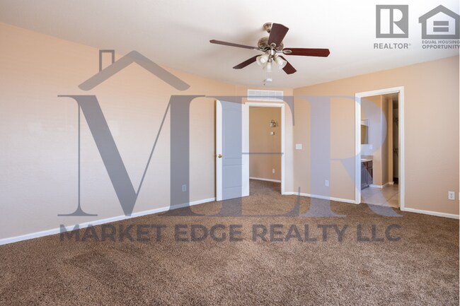 Building Photo - 4Bed/2.5 Bath Home in Maricopa! $1499 MOVE...