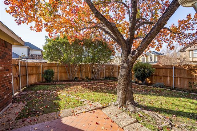 Building Photo - 329 Parkway Blvd