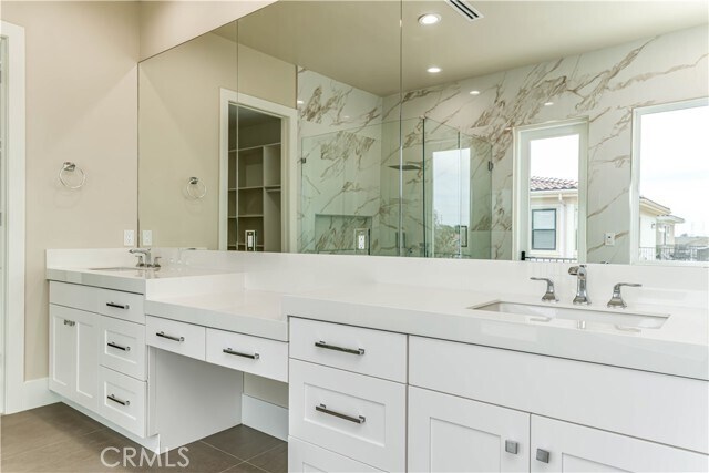 Building Photo - 10168 Lightbreeze Cir