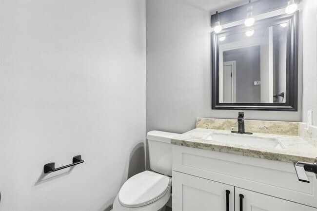 Building Photo - 4031 Rushcroft Dr