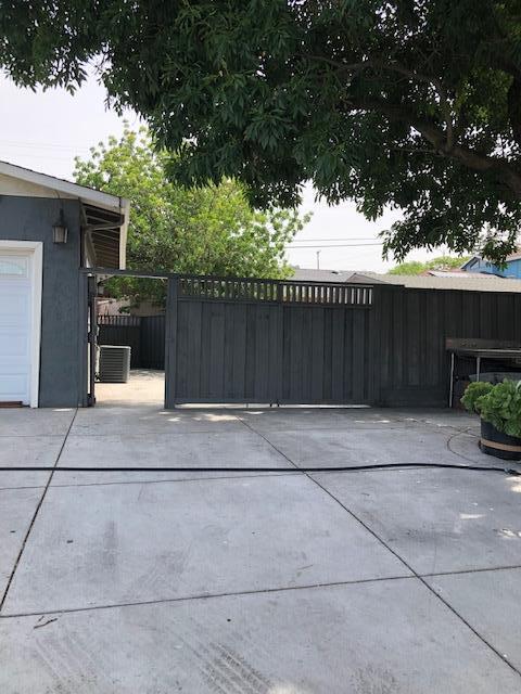 Building Photo - 384 Mccovey Ln