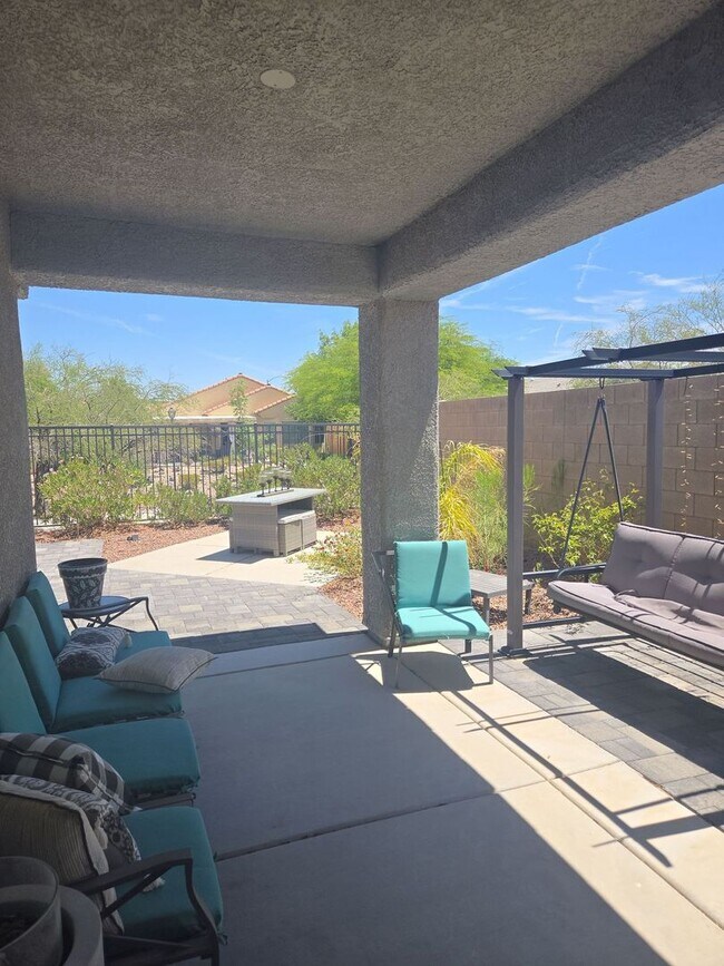 Building Photo - 3-bedroom, 2-bath home located in a cul-de-sac in desirable Anthem Highlands.