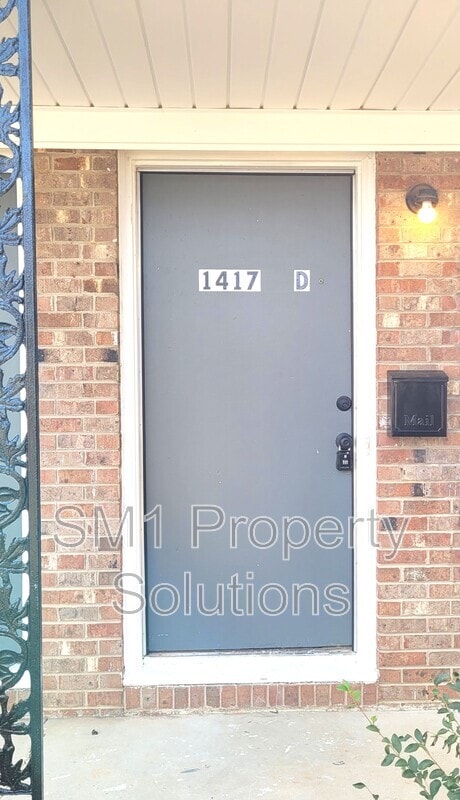 Building Photo - 1417 Ardmore Dr