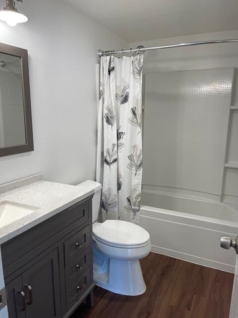 Building Photo - 190 Charles St