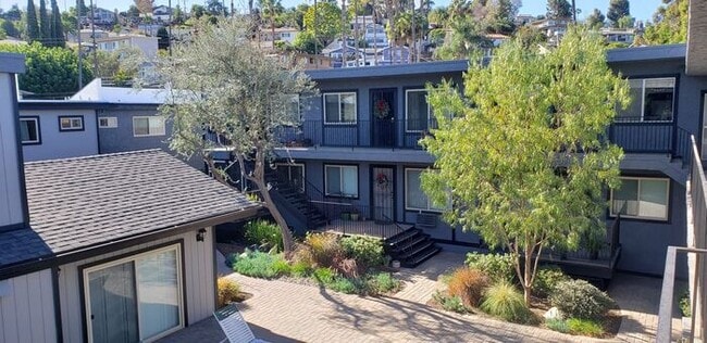 Building Photo - 1 Month Free Rent!!Renovated La Mesa Village 2BR/2BA Condo