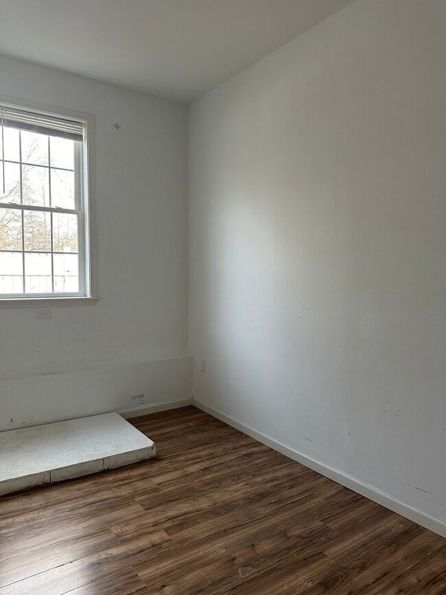 Ground Bedroom 3 - 209 Wilmer St