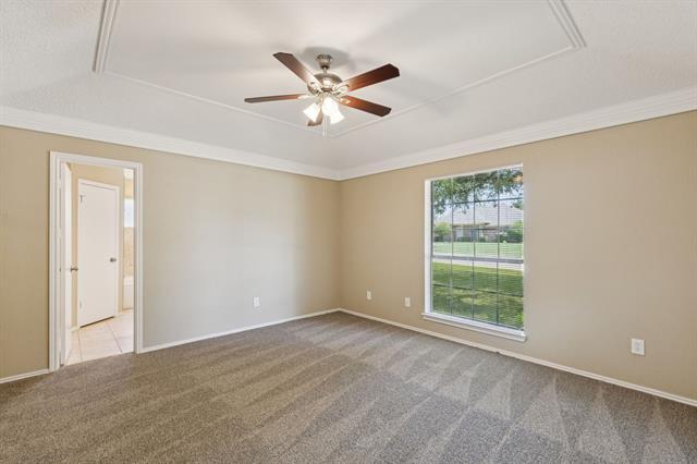 Building Photo - 916 Baxter Dr