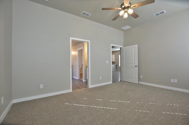 Building Photo - 1909 135th St