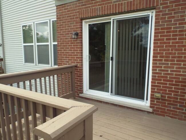 Building Photo - 1463 Yellowstone Dr