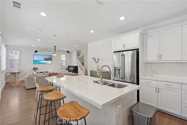 Building Photo - 23201 W Canterbury Way