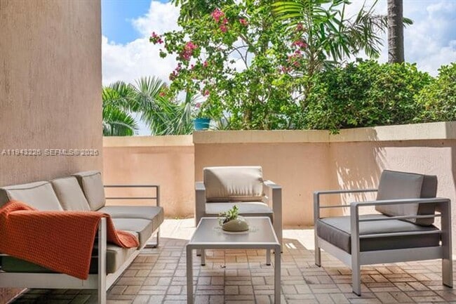 Building Photo - 17555 Atlantic Blvd