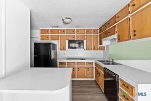 Building Photo - 1802 Harley Dr