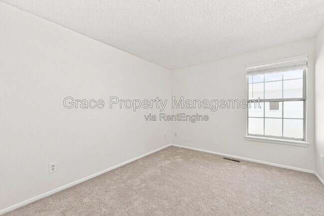 Building Photo - 2881 W Long Dr